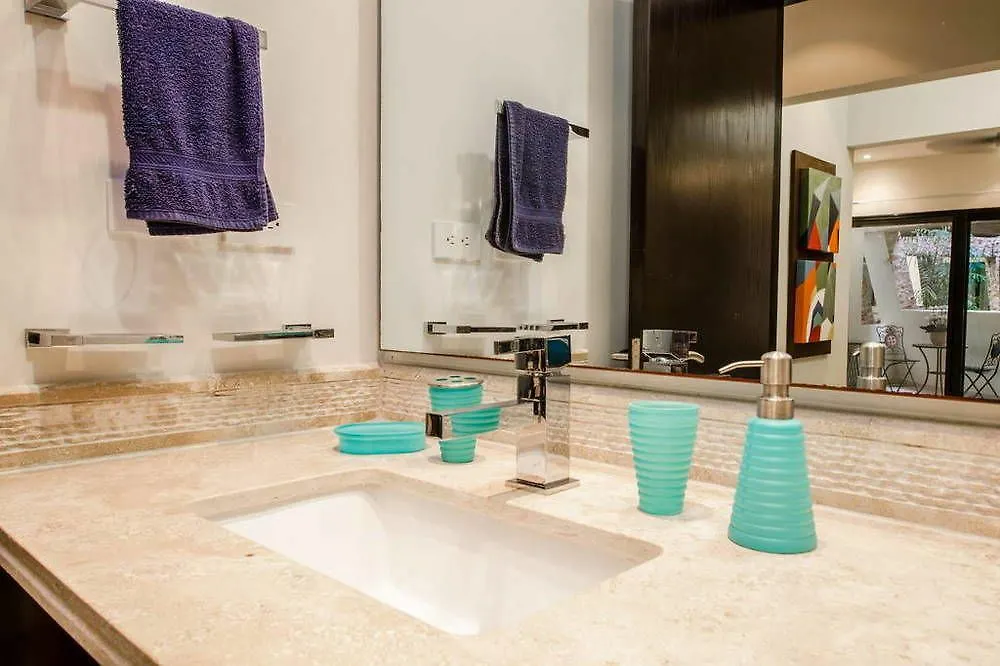 Heliko 101B By Cocobr Otel Playa del Carmen